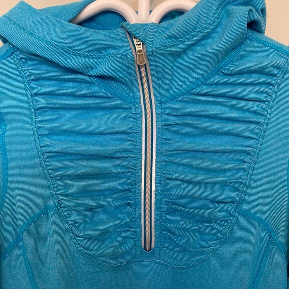 Lululemon Blue Quarter Zip Longsleeve - Picture 5 of 7